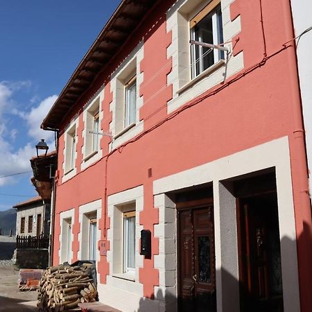 Casa Rural Cares Santa Maria de Valdeon Εξωτερικό φωτογραφία