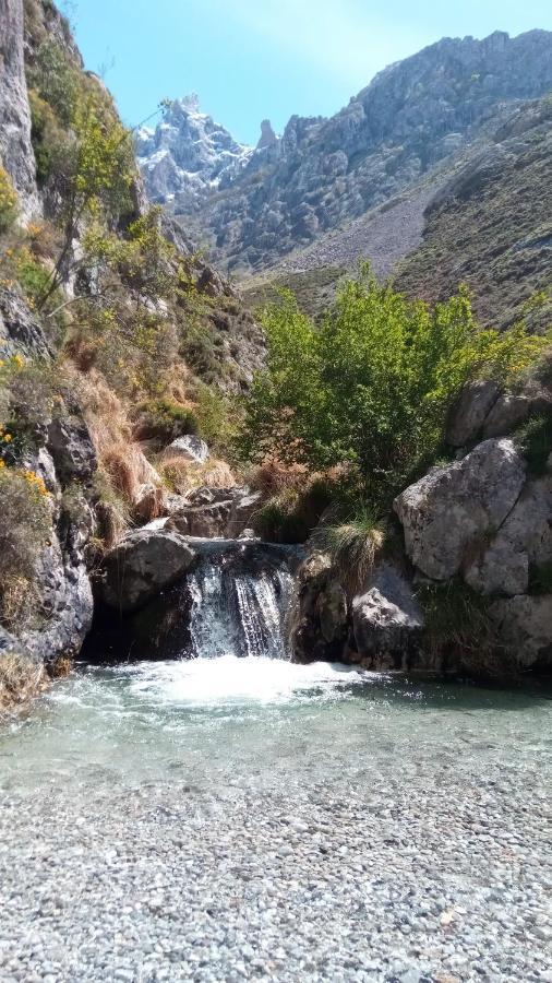 Casa Rural Cares Santa Maria de Valdeon Εξωτερικό φωτογραφία