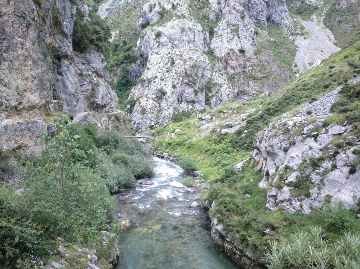 Casa Rural Cares Santa Maria de Valdeon Εξωτερικό φωτογραφία